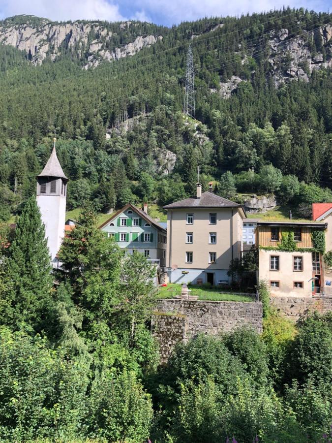Alpine Haus Apartman Göschenen Kültér fotó