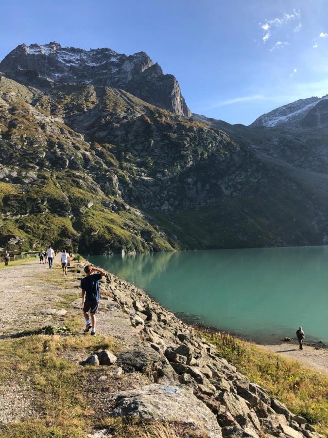 Alpine Haus Apartman Göschenen Kültér fotó
