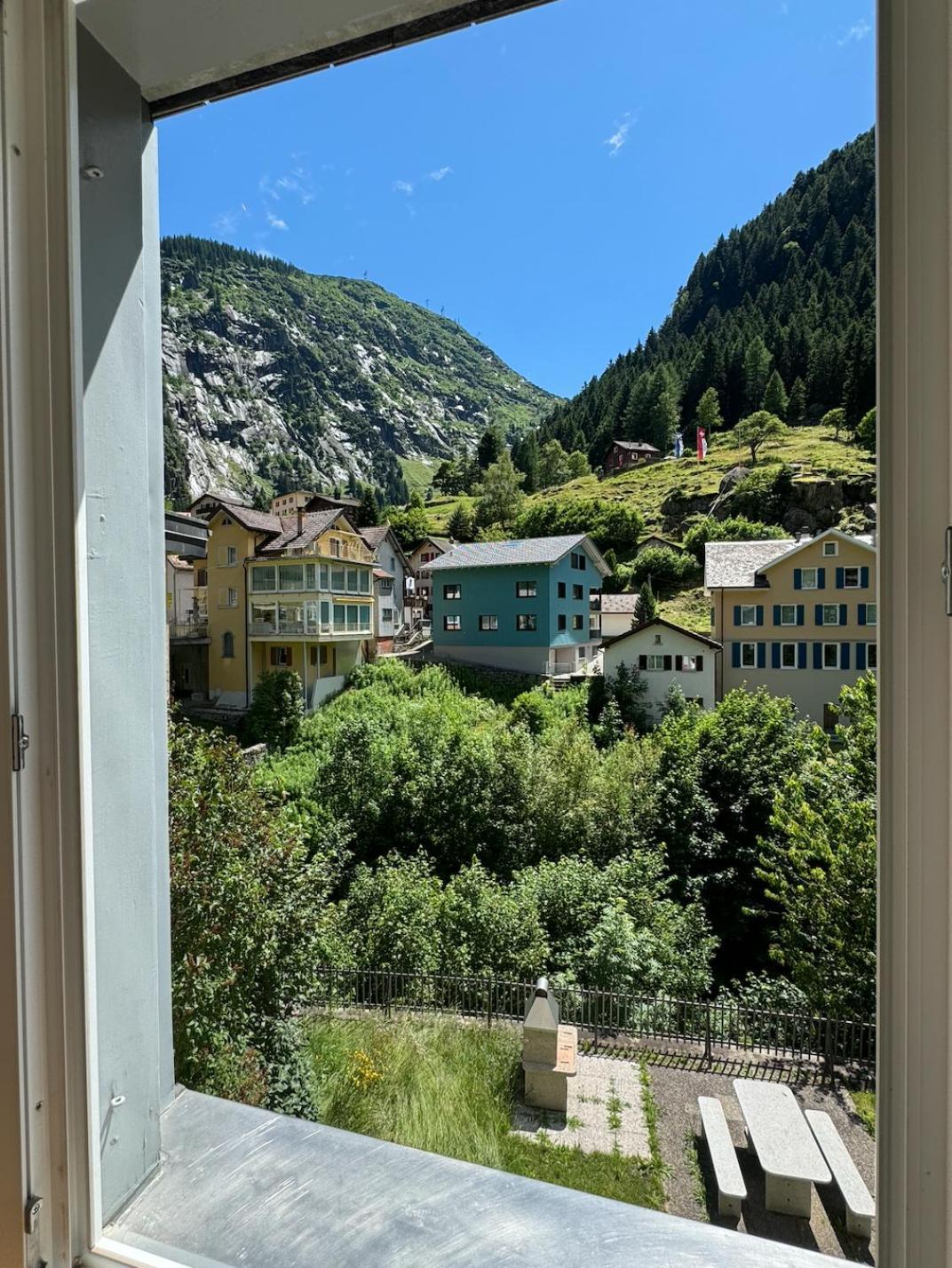 Alpine Haus Apartman Göschenen Kültér fotó