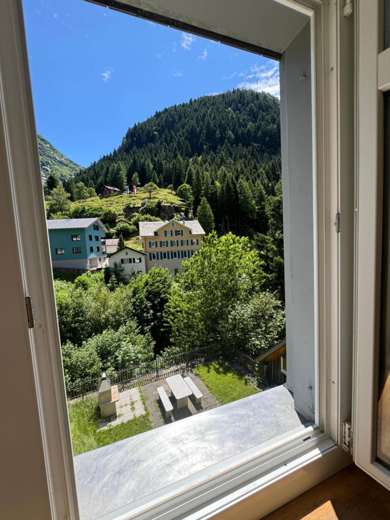 Alpine Haus Apartman Göschenen Kültér fotó